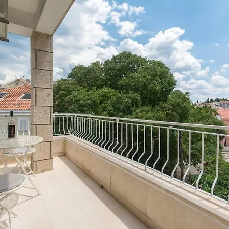 Flora Three Bedroom Apartment Near Beach Dubrovnik Extérieur photo