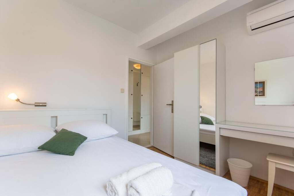 Appartement Flora Three Bedroom Near Dubrovnik