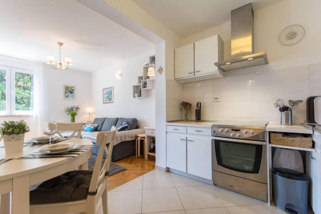 Appartement Flora Three Bedroom Near Dubrovnik